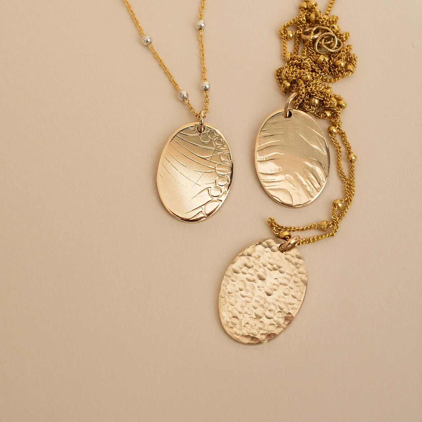 Oval Pendant Necklace