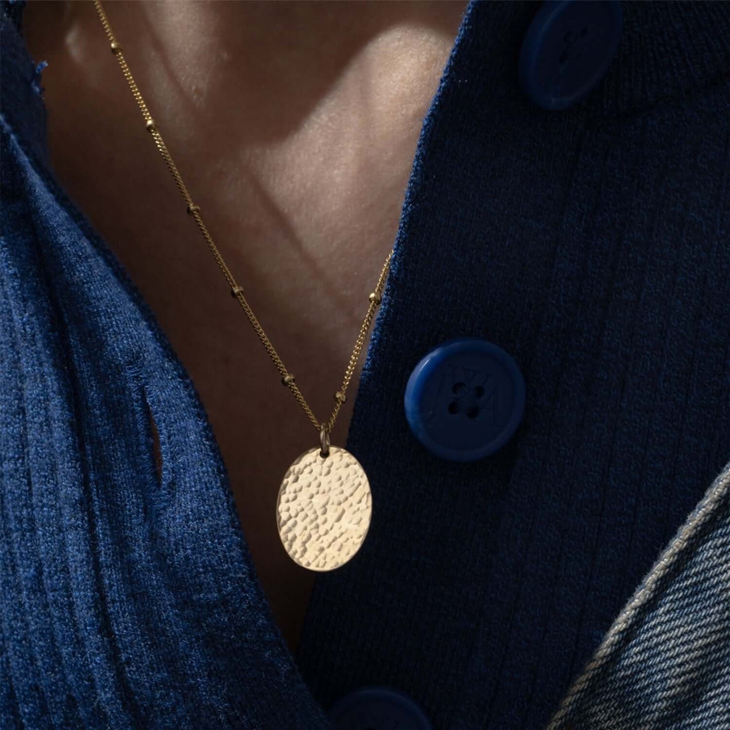 Oval Pendant Necklace