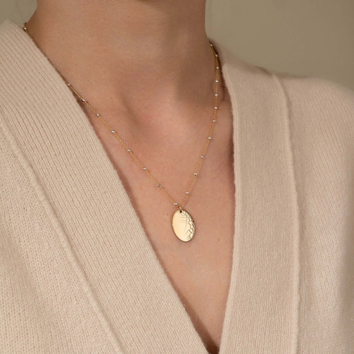 Oval Pendant Necklace