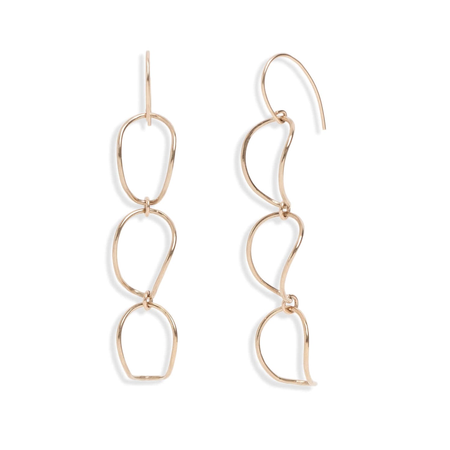 Minimalist dangling earrings