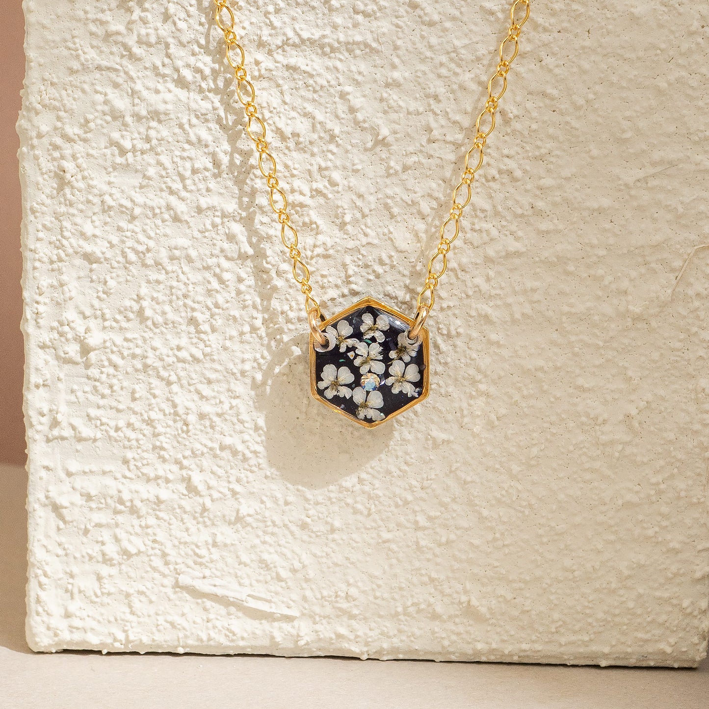 Flower Hexagon Violet Necklace