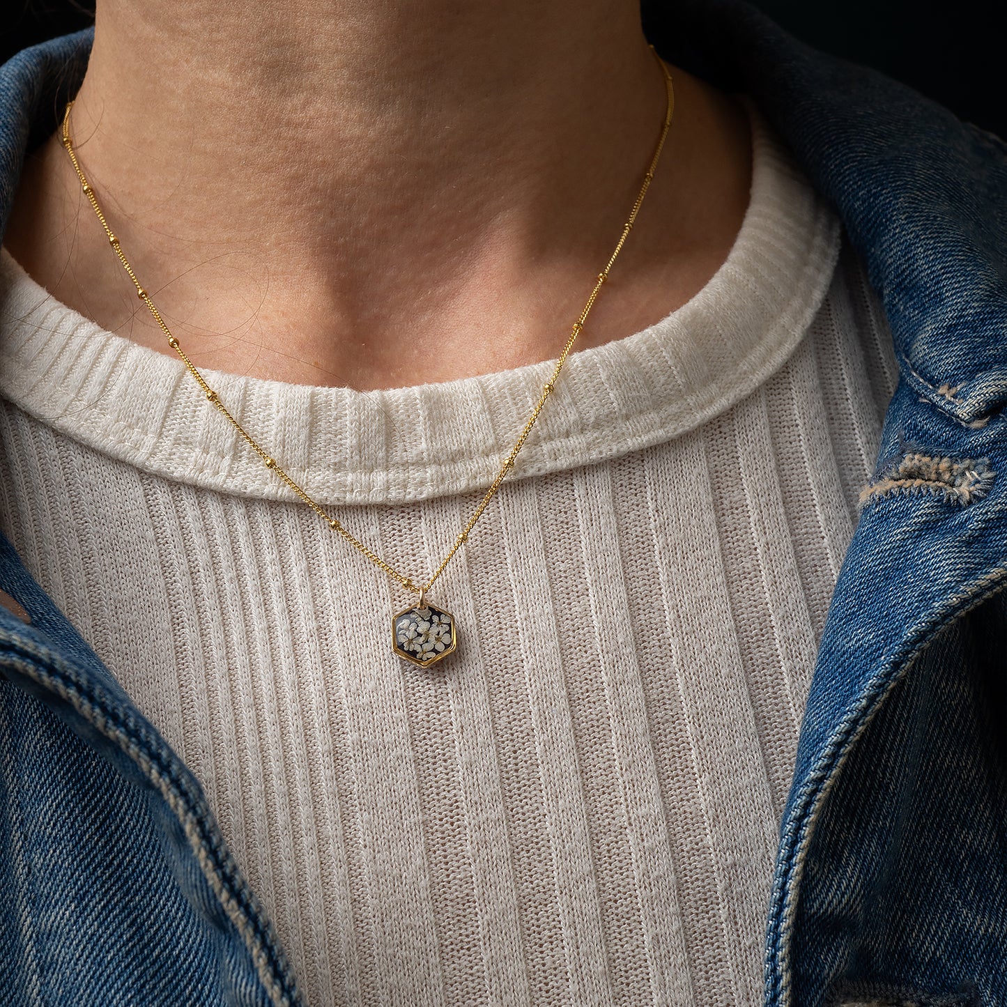 Flower Hexagon Violet Necklace