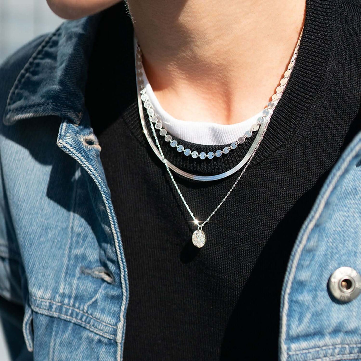 Delicate silver herringbone necklace