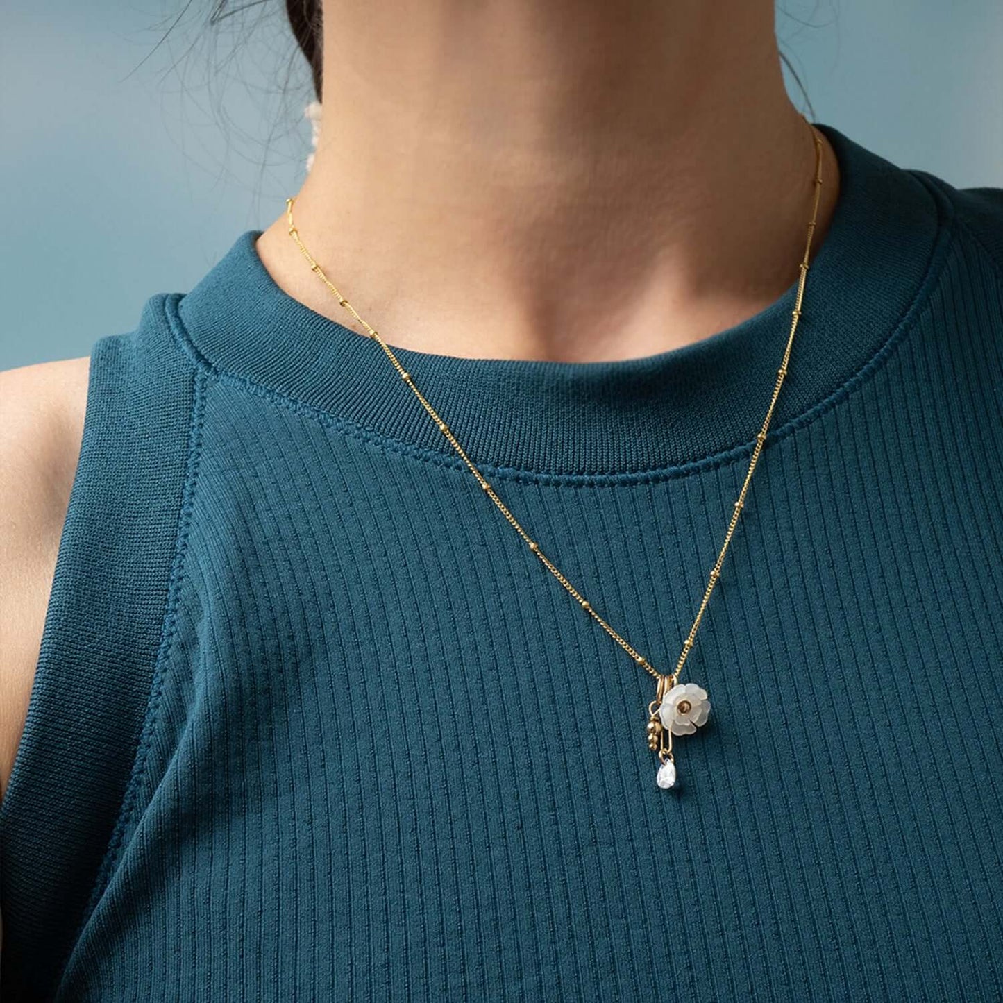 Pearl Flower Necklace