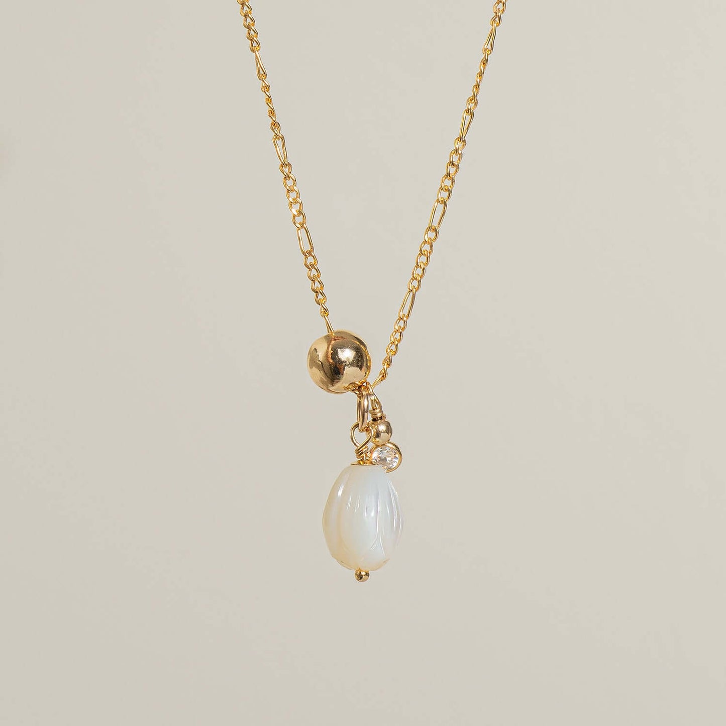 Floral Pearl Necklace