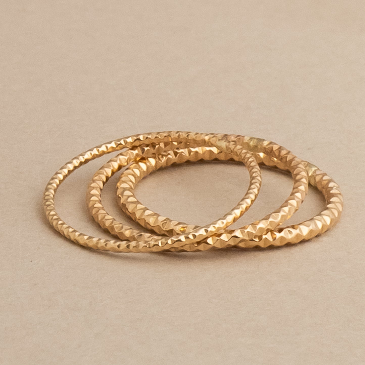 Disco stacking ring