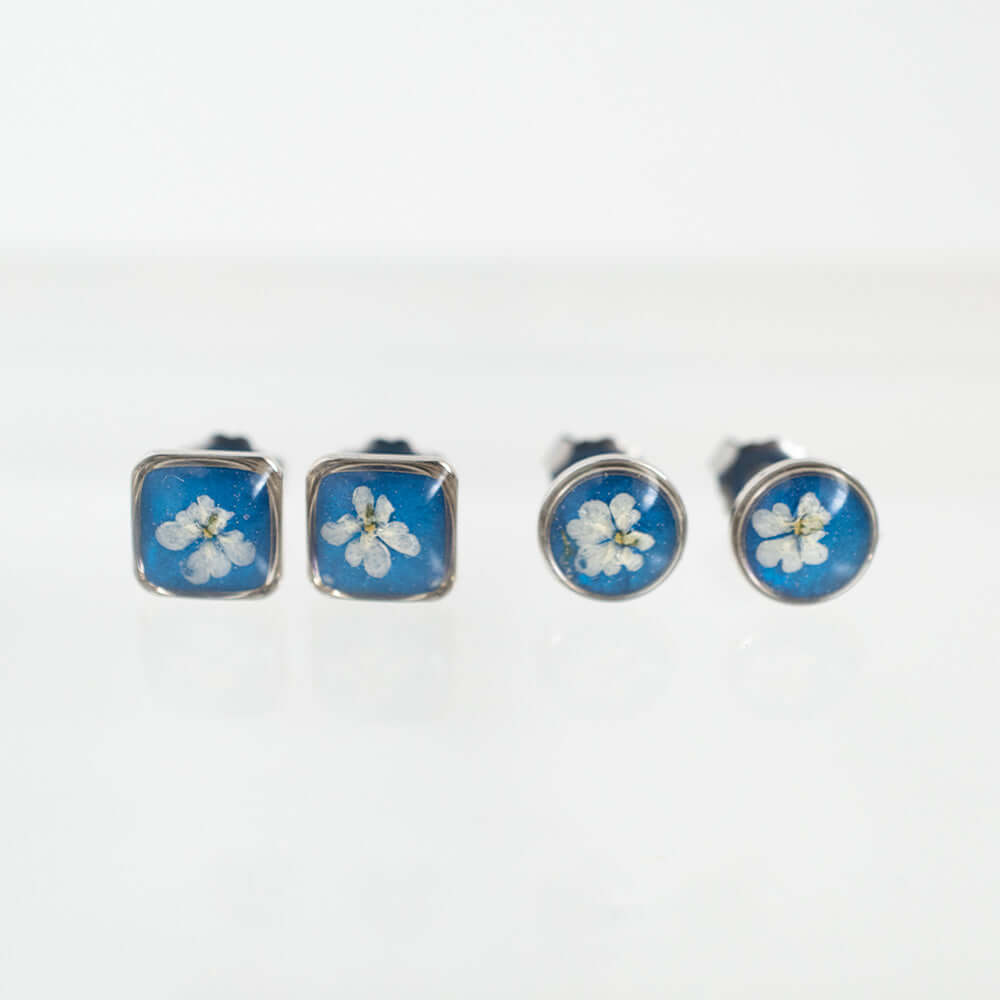 Blue flower earrings in silver