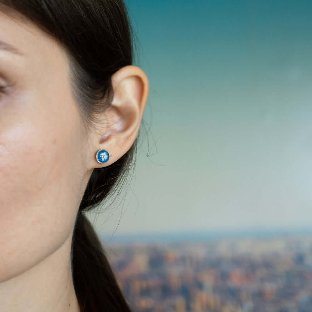 Blue flower earrings in silver