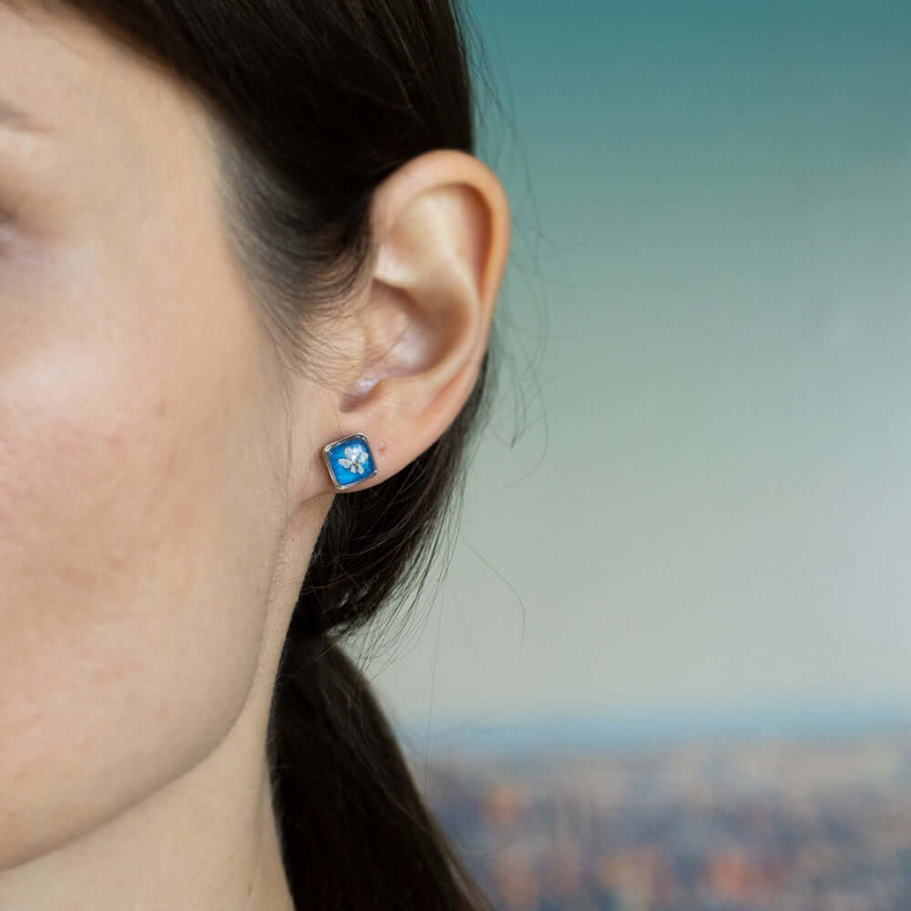 Blue flower earrings in silver