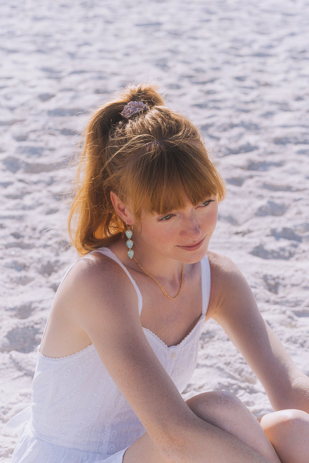 Summer Jewelry Guide: What to Wear, What to Avoid, and What “Waterproof Jewelry” Really Means