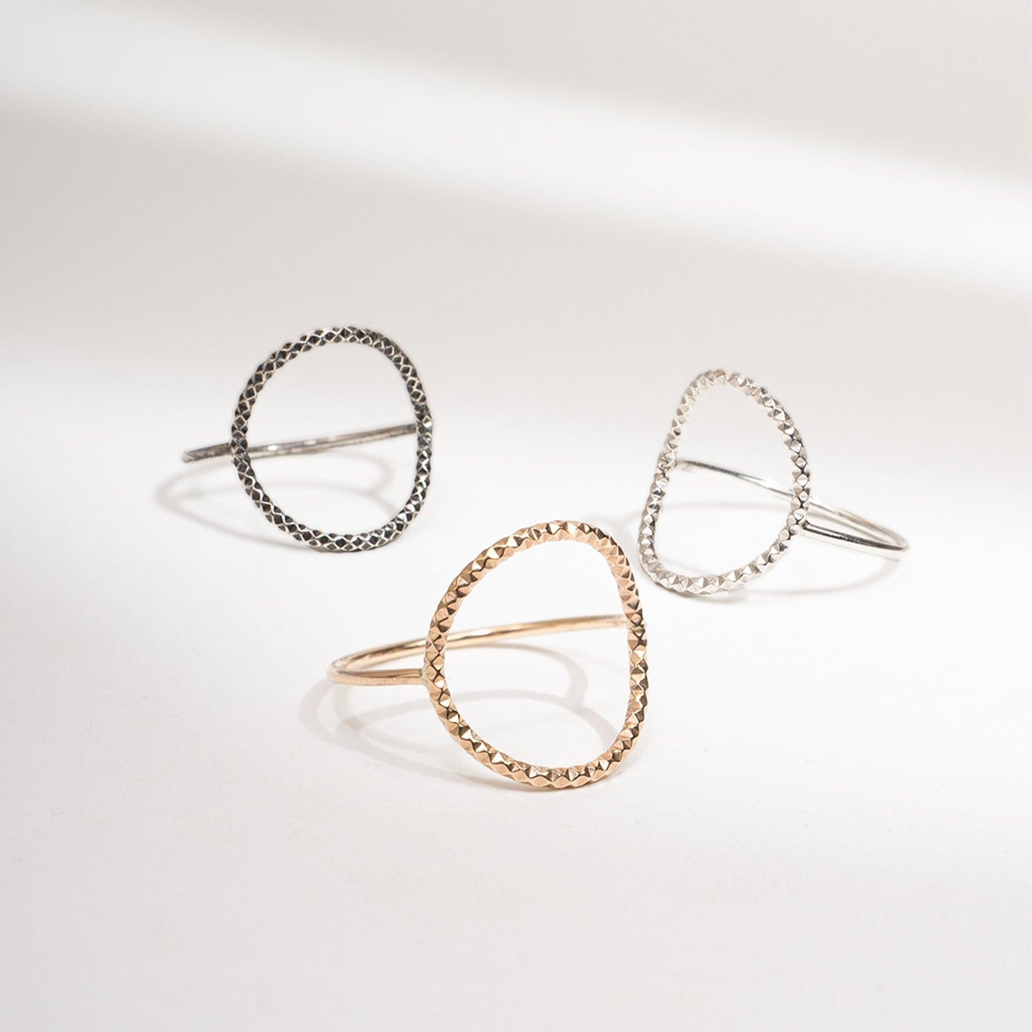 The Ultimate 2026 Ring Sizing Guide: How to Find Your Perfect Fit at Home - Kate Koel