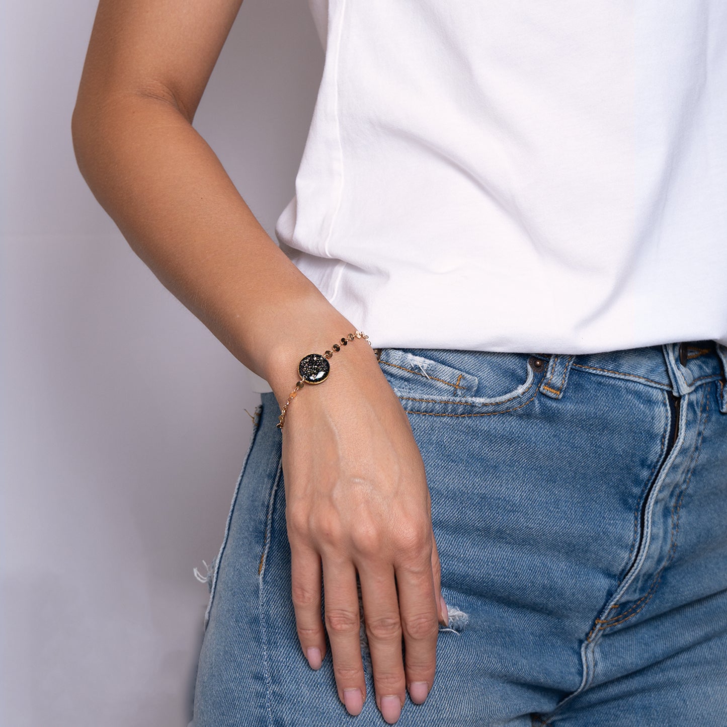 
                  
                    Disc Chain Round Galaxy Bracelet
                  
                