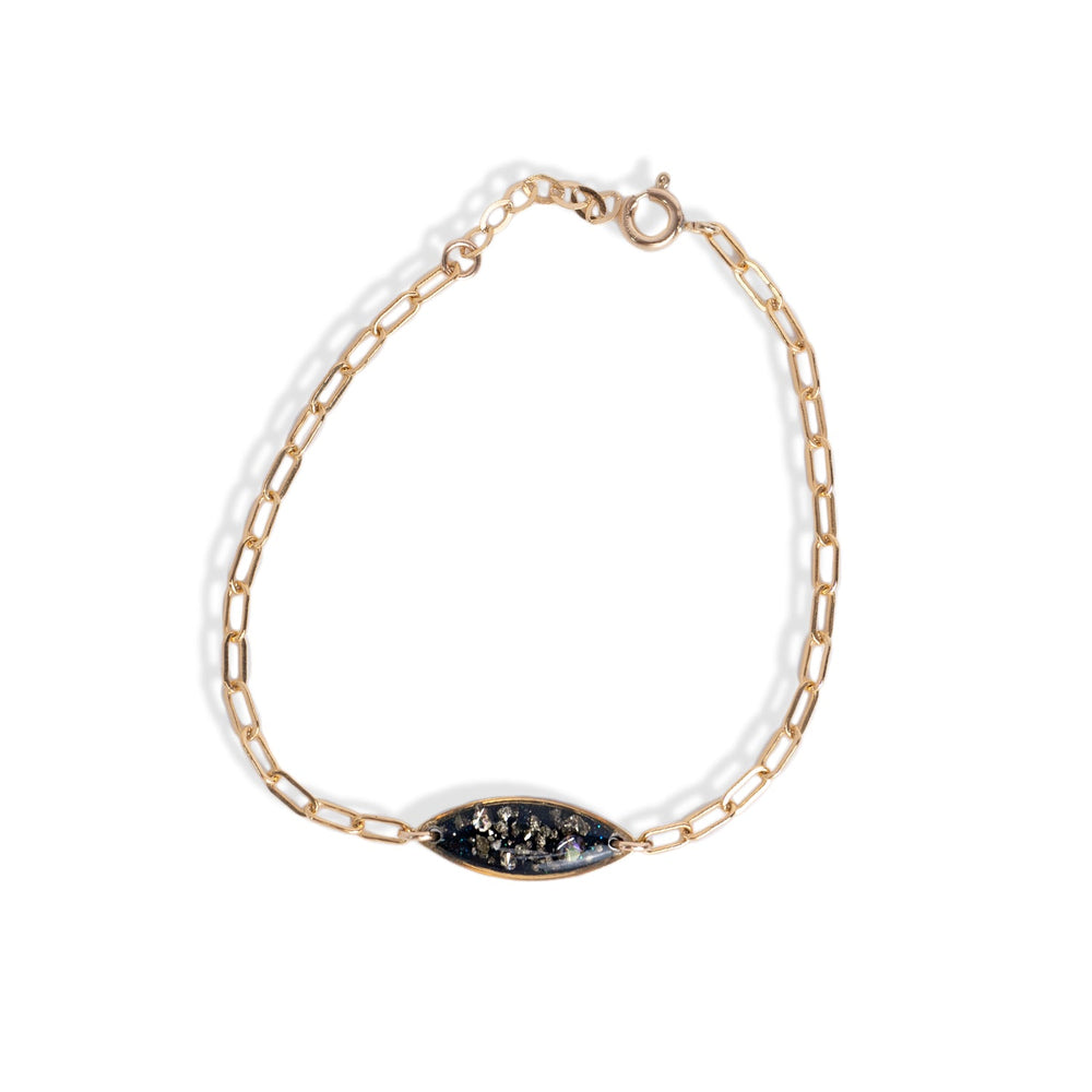 
                      
                        Oval Galaxy bracelet
                      
                    