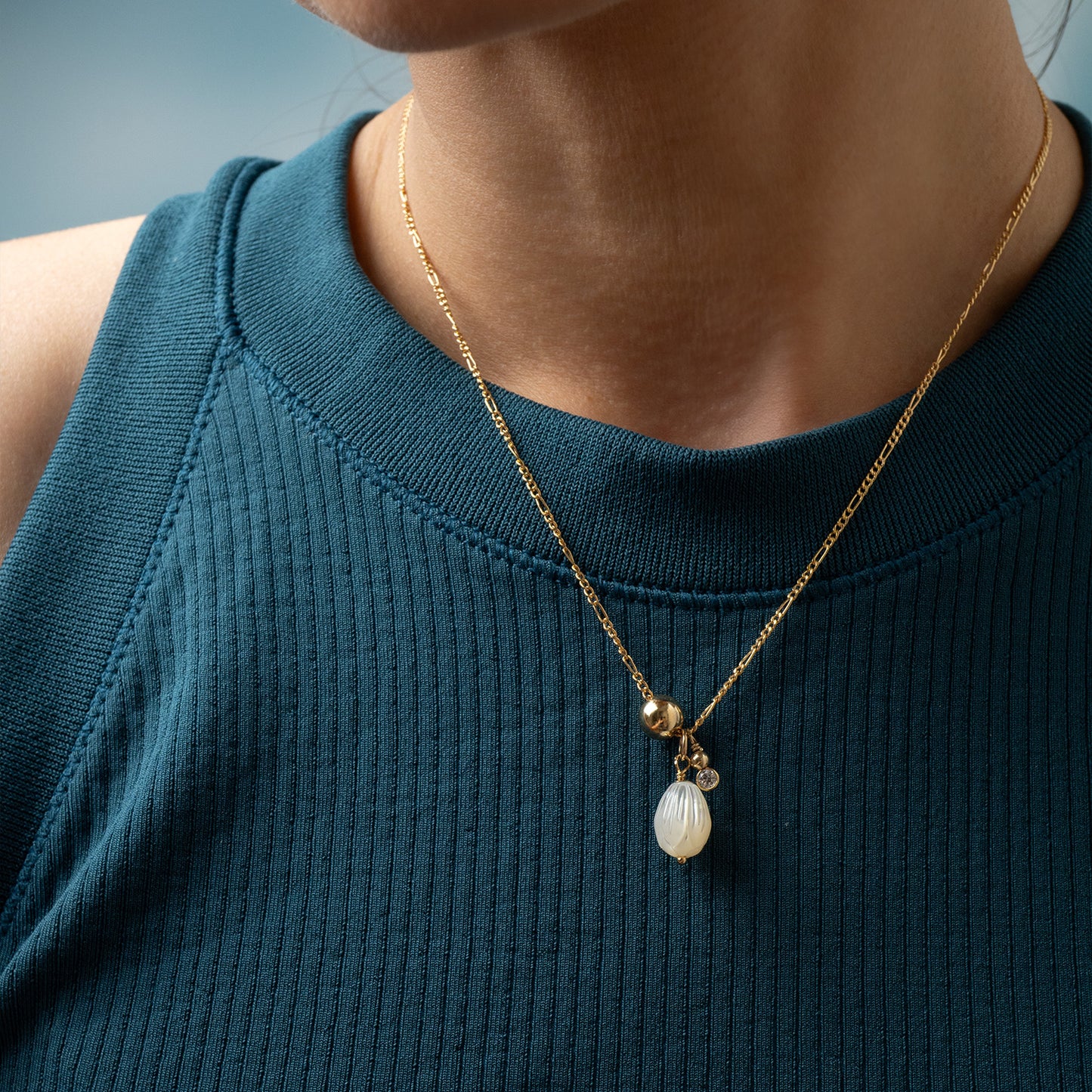 Floral Pearl Necklace