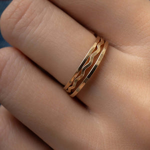 Dainty Gold Square Ring - Kate Koel
