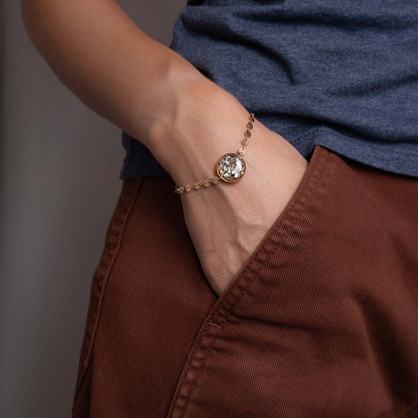 Disc Chain Round Abalone Bracelet - Kate Koel