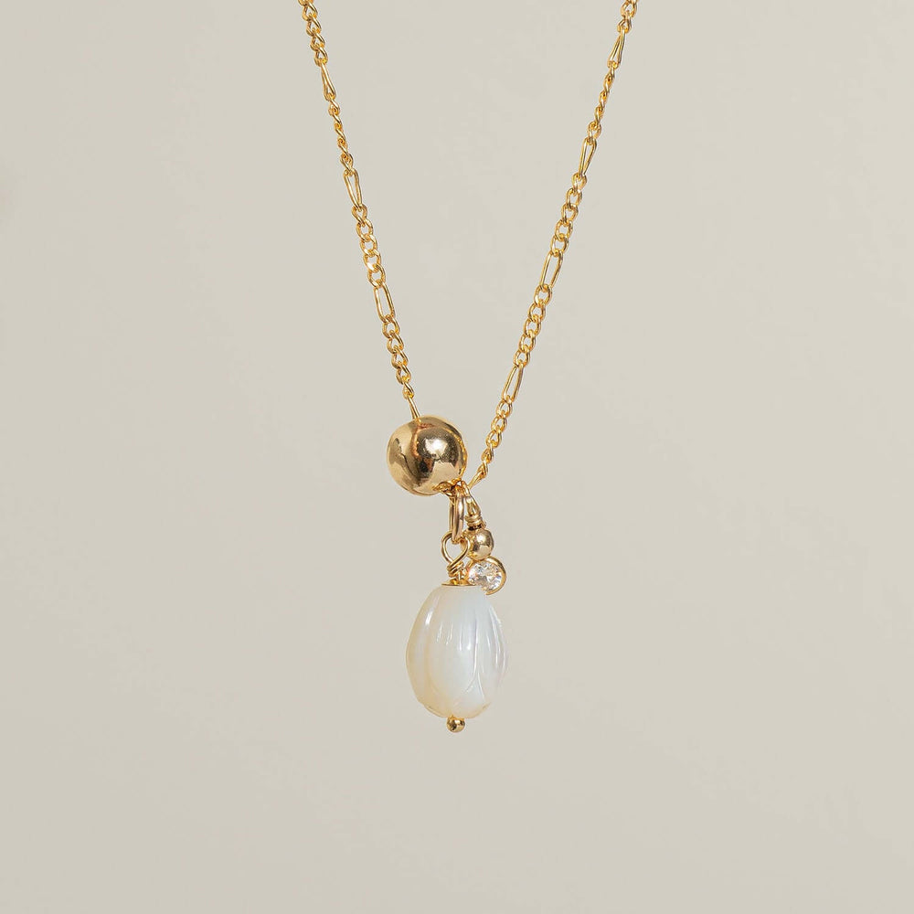 Floral Pearl Necklace - Kate Koel