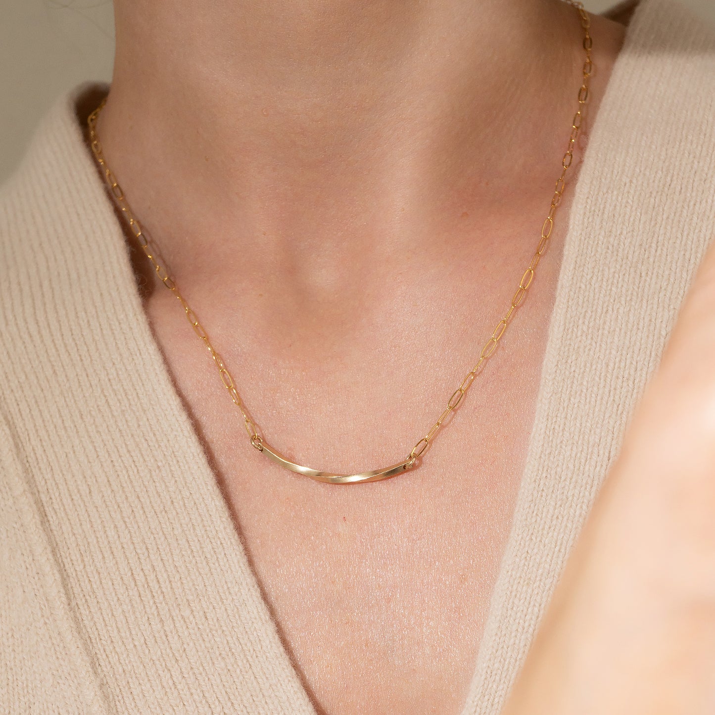 Zesty Arc Necklace