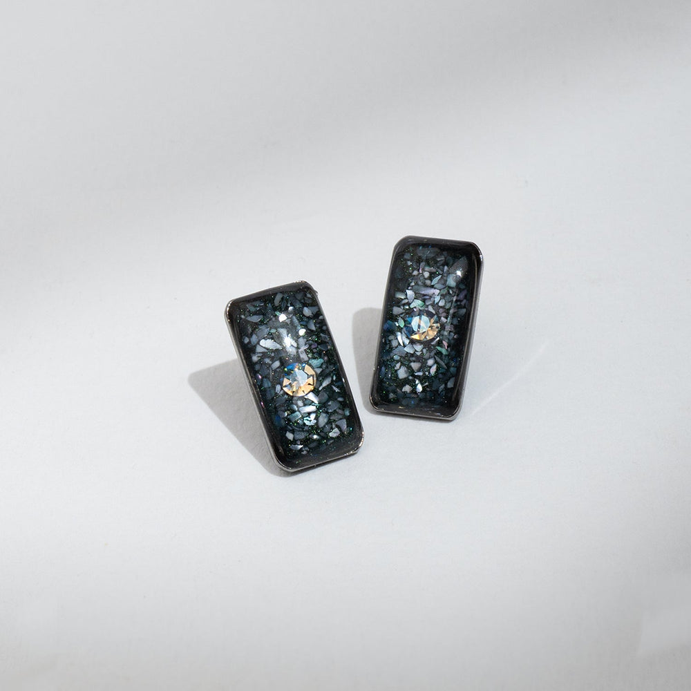 Lulu Bar Stud Earrings - Kate Koel