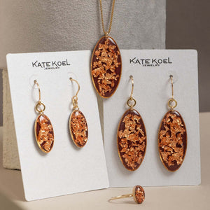 Rouge Statement Oval Pendant Necklace - Kate Koel