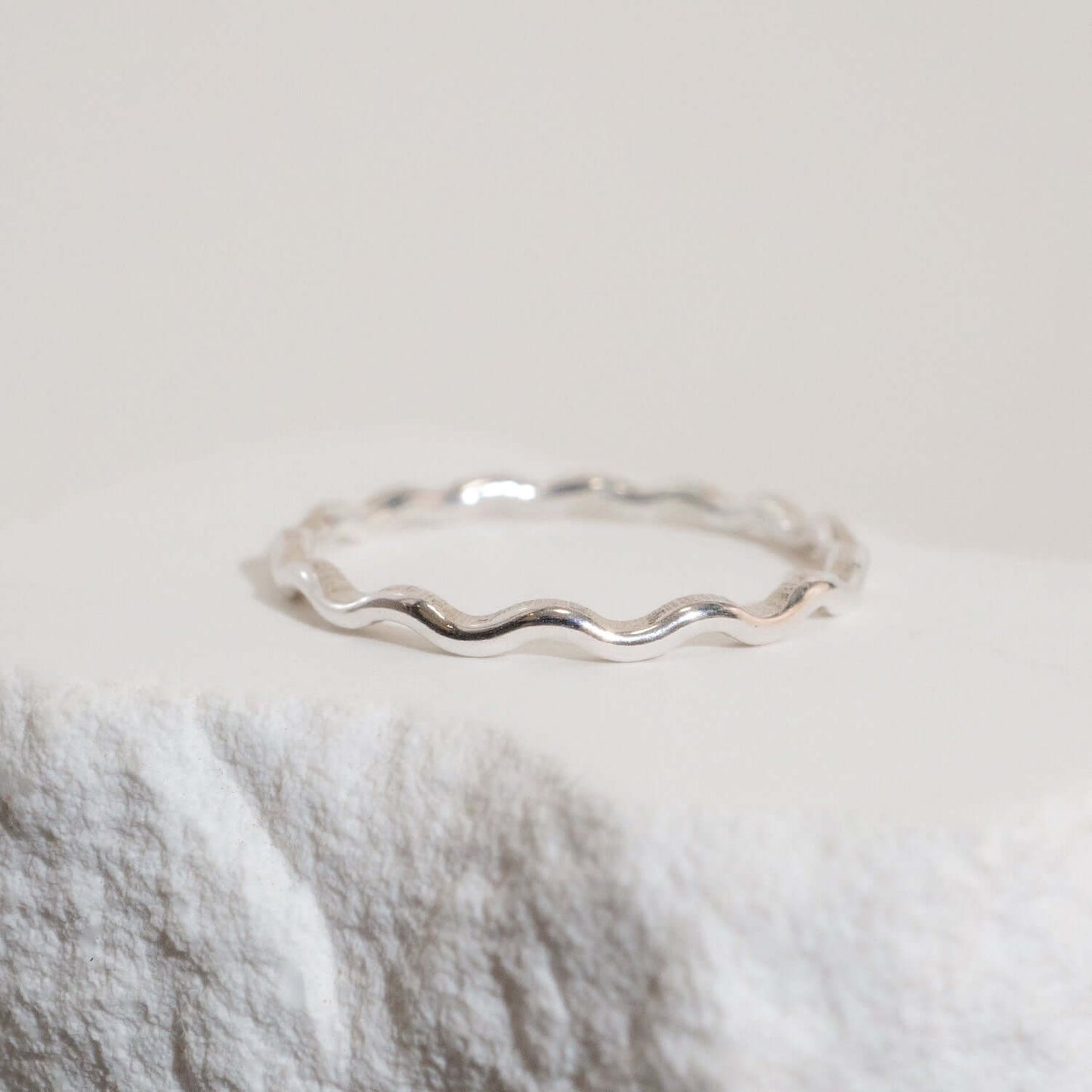 Silver Wavy Stacking Ring - Kate Koel