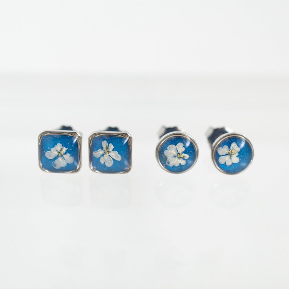 Blue flower earrings in silver