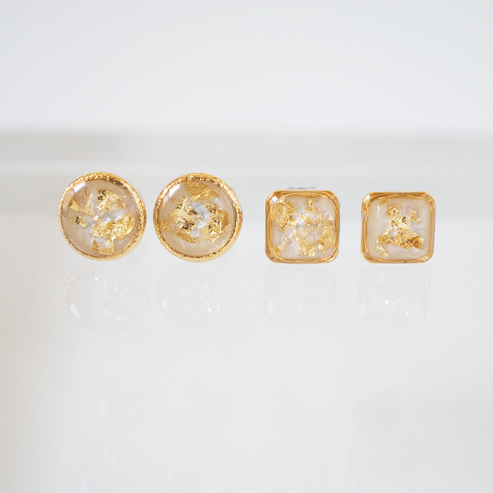 
                  
                    Earrings with Gold leaf
                  
                