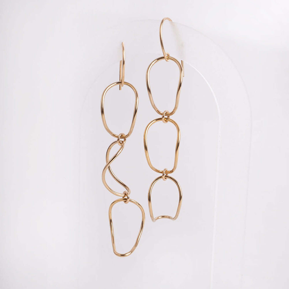 Minimalist dangling earrings - Kate Koel